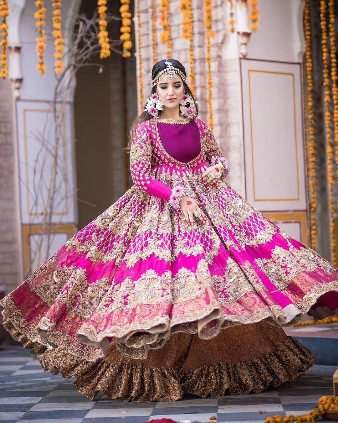 #Trending: Kalidars For Brides Who Want To Keep It Fuss-free | WedMeGood