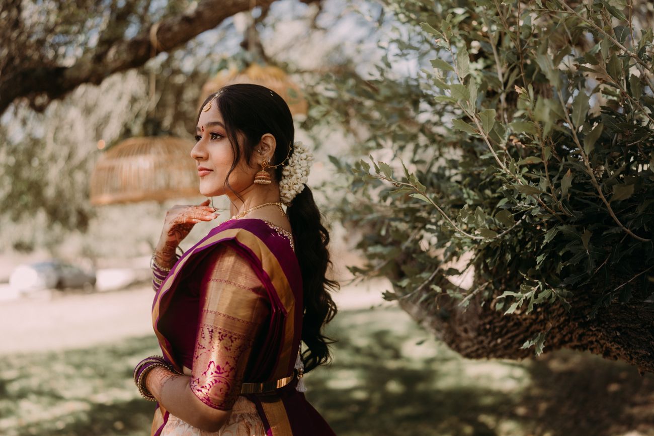 Intimate South Indian Wedding With A Bride Who Wore Fairy Lights On Her ...