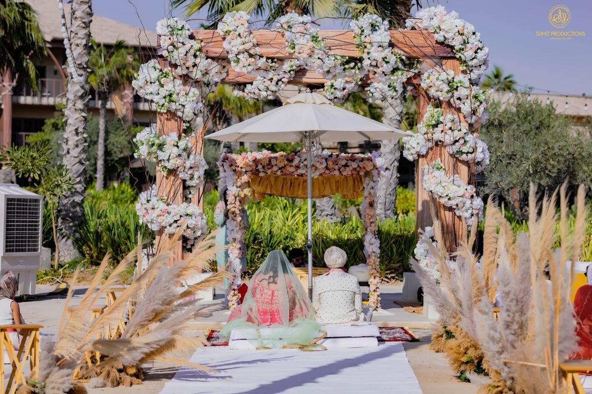 Dubai Wedding With Cute Little Details & Trending Décor | WedMeGood