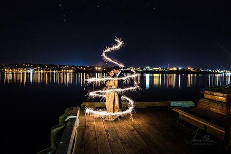Super Ideas for adding Sparklers (PhoolJadi) to your Indian Wedding