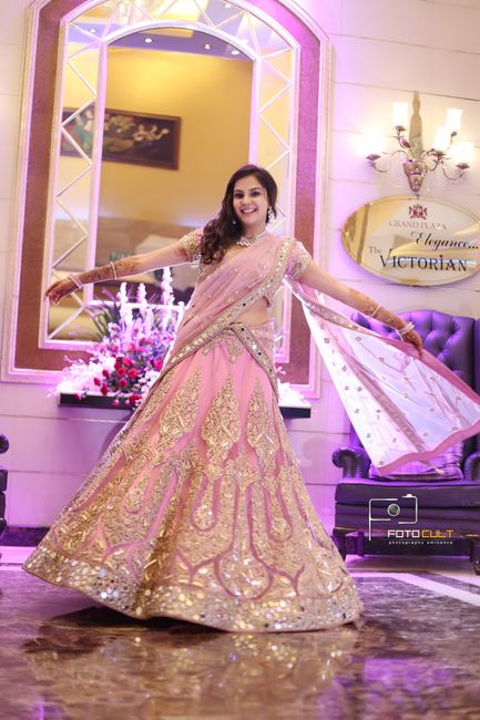 Velvet, Raw Silk, Georgette, Net: What you need to know about your lehenga fabric!