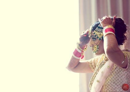 12 Kinds of Pictures Every Bride Should get Clicked As She's Getting Ready!