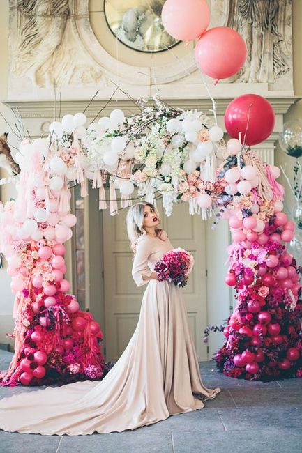 Is There A Grown-Up Way To Use Balloons At Your Wedding? :)