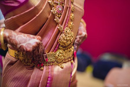 Simple & Sweet Chennai Wedding With Pretty Temple Jewellery!