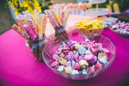 10 Bars At Your Wedding That Have Absolutely Nothing To Do With Cocktails!