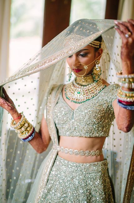What To Wear On Your Waist with Your Lehenga: From Kamarbandhs to Real Belts!