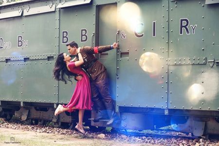 7 Ultra-Cool Ways to Add a Bit of Quirk to Your Pre-Wedding Shoot!