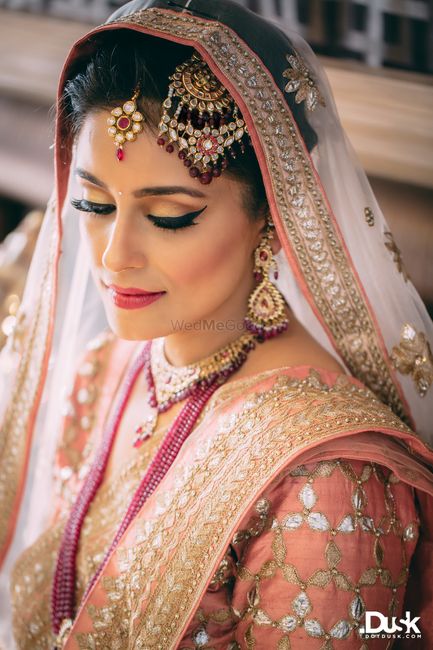 Makeup Artists Reveal: The Best Long-Lasting Eyeliners for Brides-to-be!