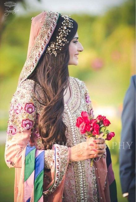 6 Hairstyle Ideas We Can Emulate From Pakistani Brides!