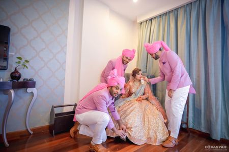 13 New Photo Ideas Every Bride Should Try At Her 2017 Wedding! * New Poses, New Pictures!