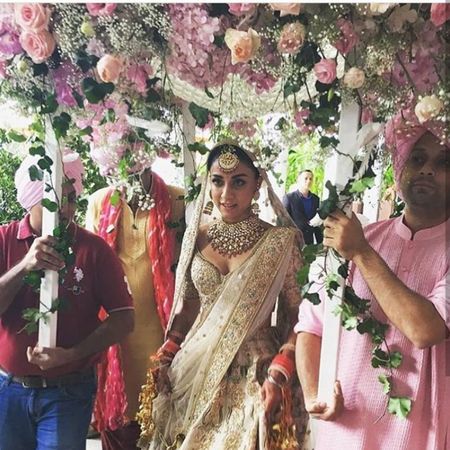 This Aisha Actress Got Married & Her Wedding Photos Are As Pretty As Her!