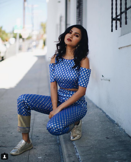 Vidya Vox Turned Her Moms Saree Into A Jumpsuit .... And We Are Obsessed
