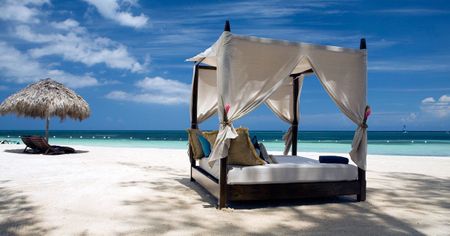 10 Honeymoon Beach Experiences in South Asia!