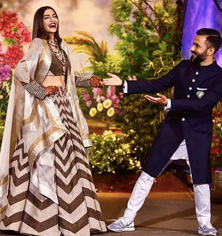 All The Glitz & The Glamour At Sonam Kapoor's Reception in Mumbai! *Who Wore What + All The Videos