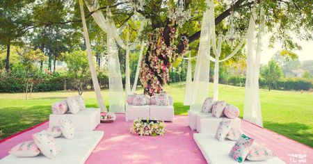 Can You Imagine A Wedding Without A Mandap? This Couple Had A Wedding Under A Tree!