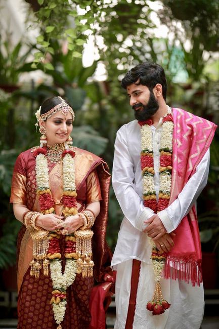 A Cross Culture Wedding With The Bride In A Traditional Kanjeevaram and Kaleere!