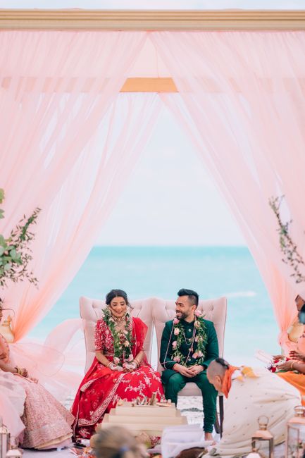 An Intimate Beach Wedding With A Whole Lot Of Charm