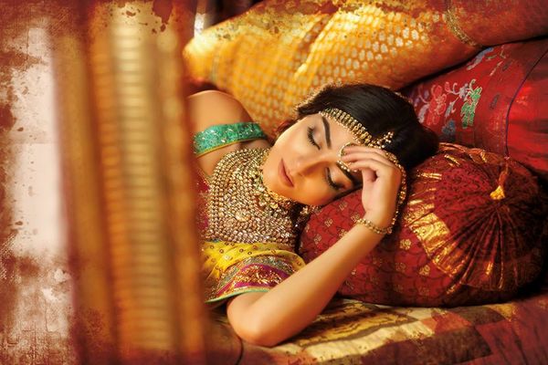 Nomi Ansari Deeya Jewellery Collection 2016 17 Maya Ali Junaid Khan Photoshoot 15