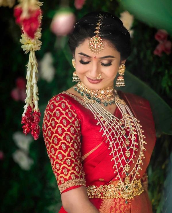 7 Stunning Blouse Designs For Silk Sarees! – Kanchipuram Lakshaya Silks -  Manufacturer