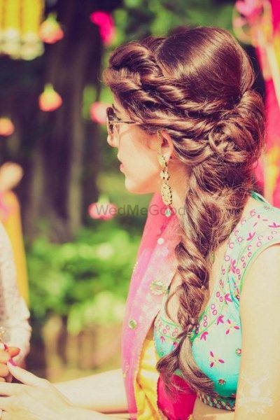 35 Bridal Braids On Indian Brides That We Are Loving Currently