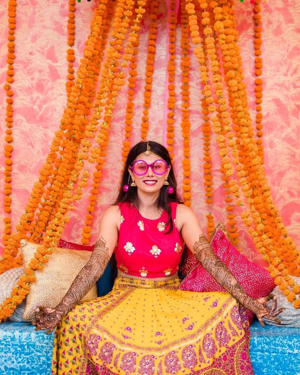 Peppy Green Lehenga | White Floral Kalire | Mehendi Outfit Ideas | Mehendi  outfits for bride, Mehendi ceremony outfits, Mehendi outfits