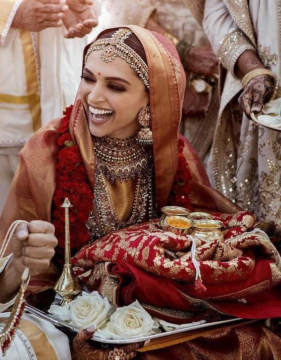 All The Deets On Deepika S Wedding Jewellery That Massive Rock Too Wedmegood