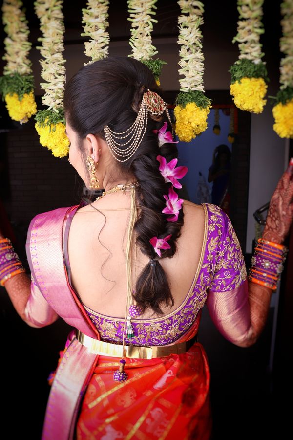 Hair style Goals 💃🏻👰💕 Engagement look | Hair style on saree,  Traditional hairstyle, Saree hairstyles
