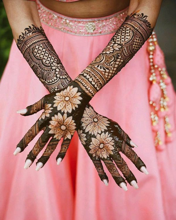 Bridal Mehndi designs for full hands | Doli Mehndi Design | दुल्हन मेंहदी  का डिजाइन | Boldsky - video Dailymotion