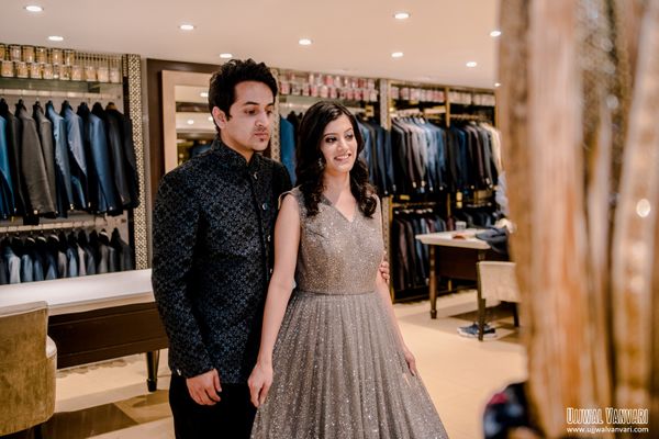Designer Couple Dress for Wedding | Wedding matching outfits, Couple dress,  Best indian wedding dresses