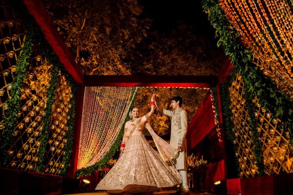 How do I plan an Indian wedding?. Planning an Indian wedding is a