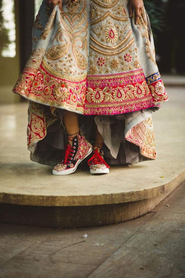 Joots, Kolhapuri Chappals, Bridal Sneakers or Wedge Heels, What to Wear  with a Wedding Dress, Know From Designers | दुल्हन की हाइट के हिसाब से  फुटवियर: जूतियां, कोल्हापुरी चप्पल, ब्राइडल ...