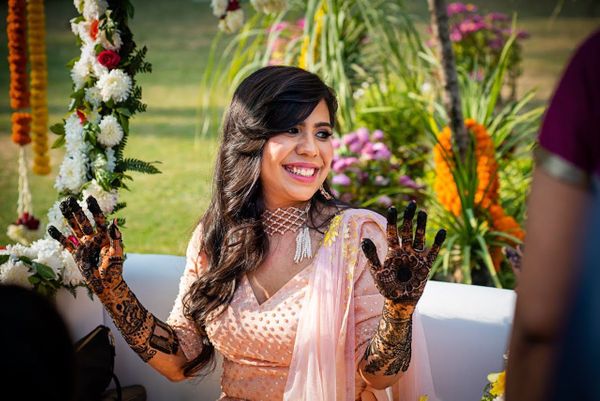 Meet the Real Grooms Who Left Everyone in Awe with Their Mehendi Designs! |  WeddingBazaar