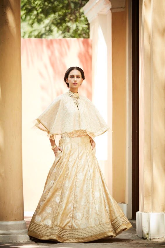 Ivory And Gold Heavily Embroidered Lehenga Set | Tamanna Punjabi Kapoor –  KYNAH