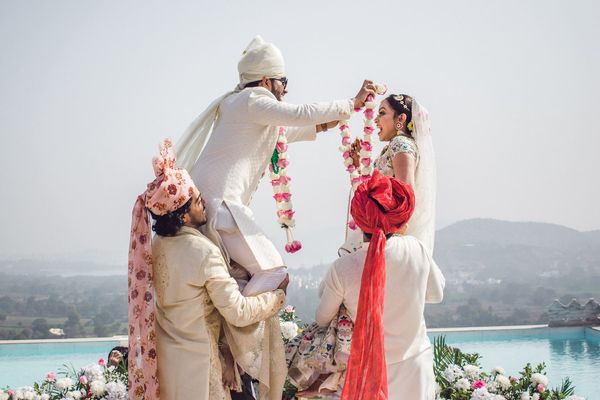 A Serene Wedding In Udaipur With Buddhist Rituals A Lockdown