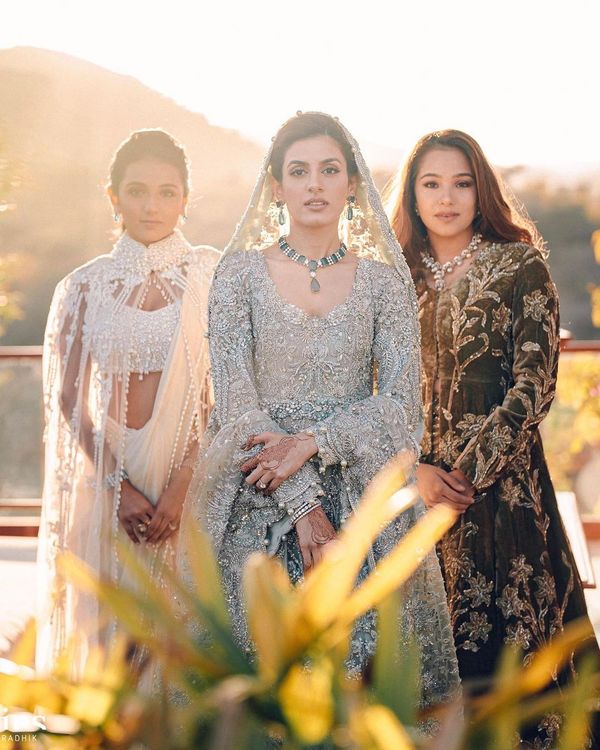 Walima dresses for shop bridal sisters 2019