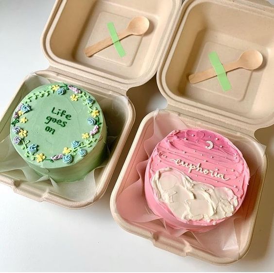 Lunch Box Cakes - Simple & Adorable Cake Recipe