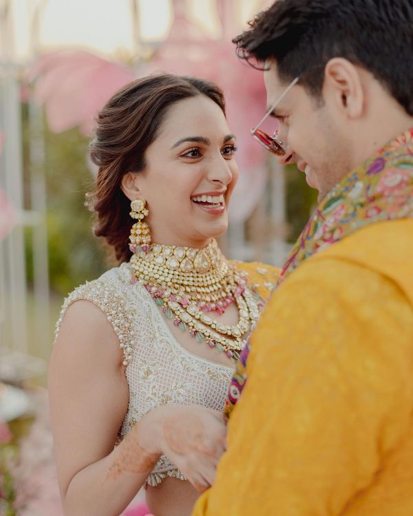 Kiara Advani Wedding Jewelry Look is the new inspiration for Indian Brides  to be : Kiara Wedding Jewellery – Silvermerc Designs