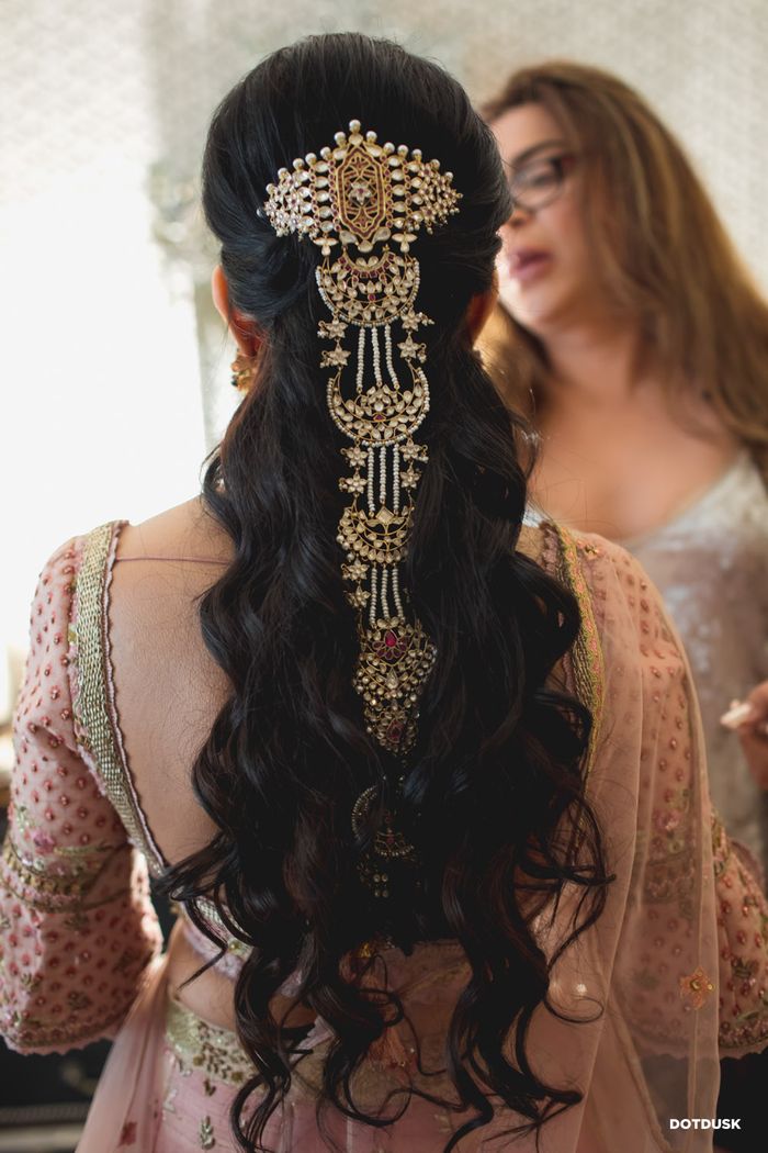 8 Gorgeous Indian Bridal Hair Accessories That Will Spruce Up Your
