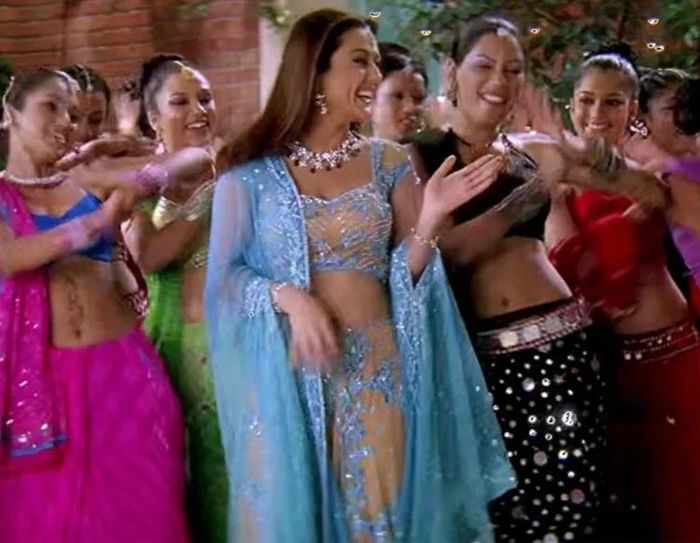 best women outfits in bollywood movies