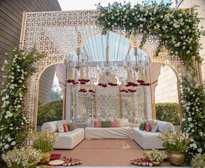 Fairy Light Decor Ideas for Sangeet Night At Home  Minimal wedding decor,  Wedding decor style, Lights wedding decor
