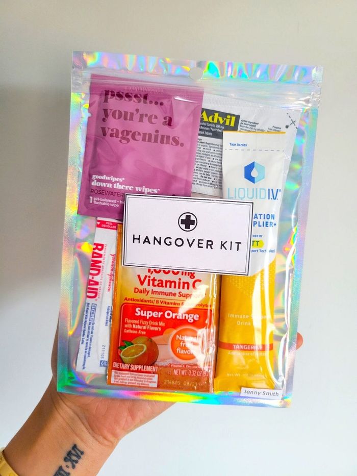 Wedding night kit | Beachweddingtips.com