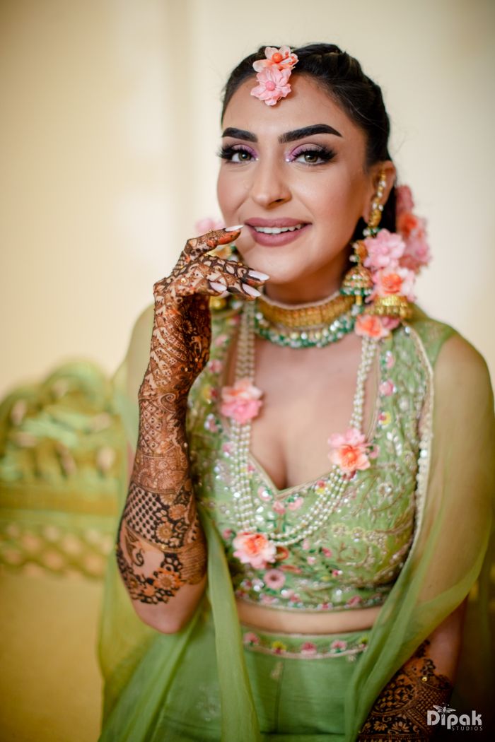 Bridal beauty: From Alia Bhatt to Katrina Kaif, let celebrities inspire  minimal and glowy looks for your mehendi | Vogue India