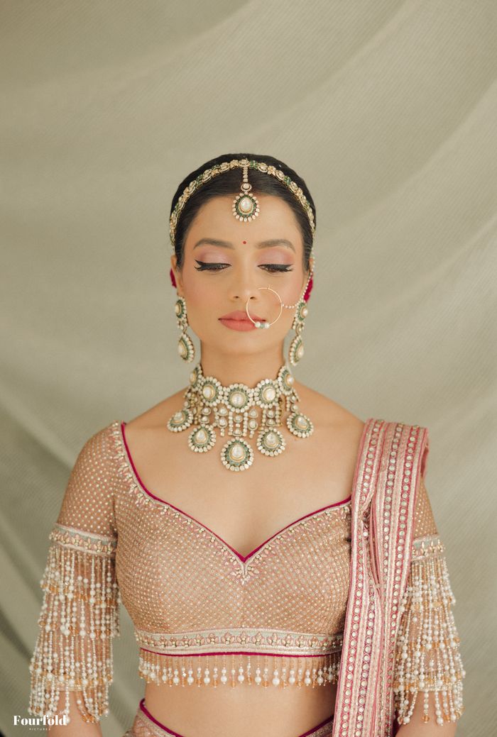10 Basic Rules for Colour Contrasting Jewellery to the Outfit! | WedMeGood