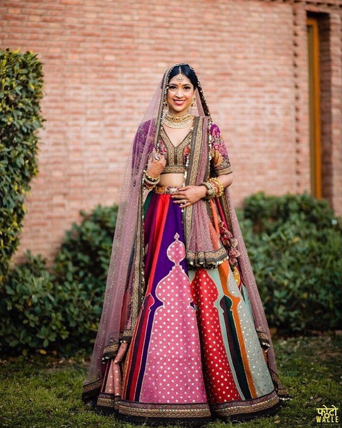 Buy Red Banarasi Silk Zari Work Umbrella Lehenga Choli With Double Dupatta  Festive Wear Online at Best Price | Cbazaar