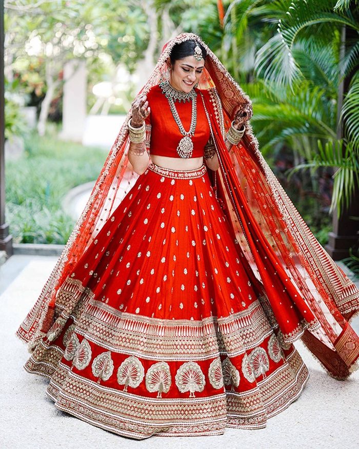 This Indian doctor wore a white Sabyasachi lehenga for her UK wedding | The  Times of India