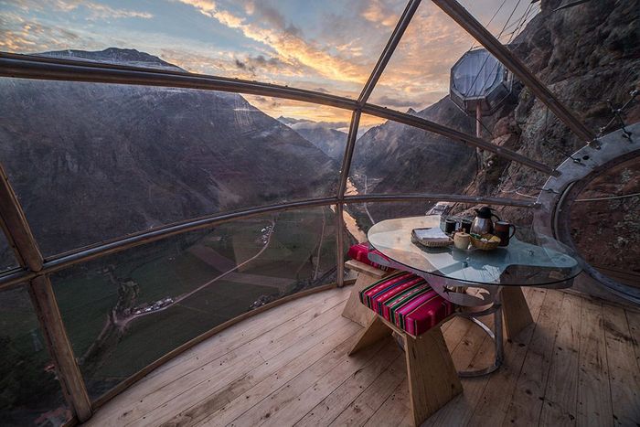 15 Insane Honeymoon Bedrooms To Experience Wedmegood