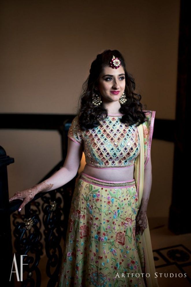 30 Gorgeous Hairstyles Perfect For Your Roka Wedmegood