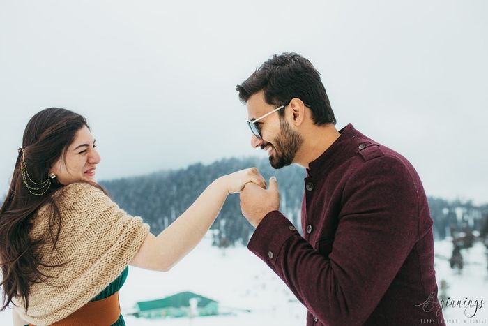 Destination Wedding in Kashmir: Love Story Amidst Snowy Peaks
