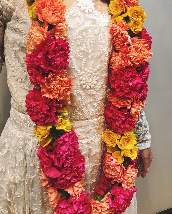 Never Seen Before Jaimalas We Found You The Coolest Ones Ever Wedmegood Garlands for your cherishing moments! never seen before jaimalas we found