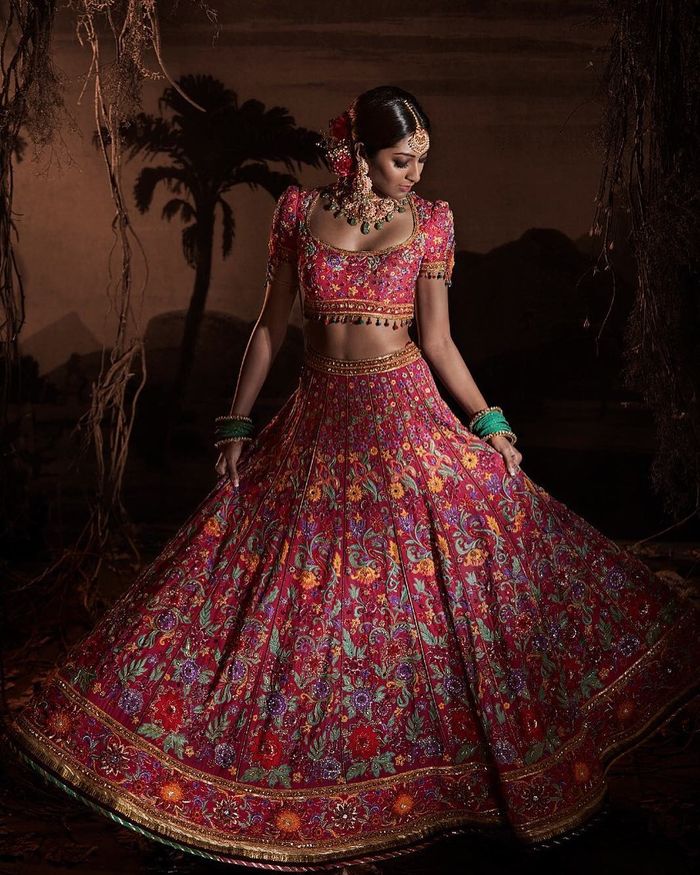 tarun tahiliani bridal lehenga